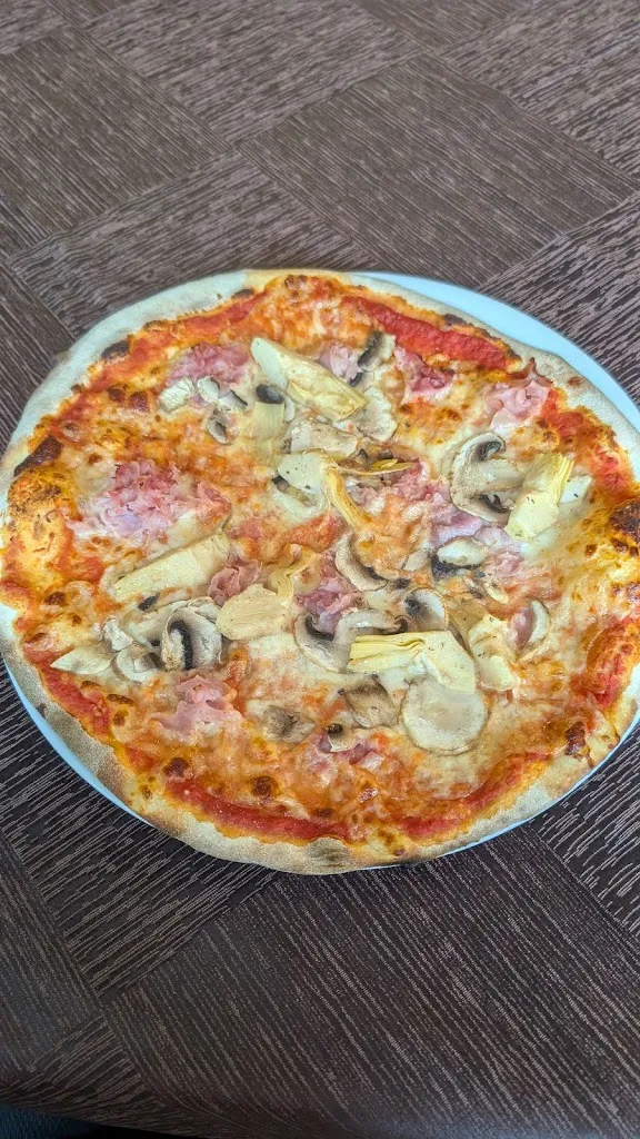 Nick Downs_Ristorante Pizzeria Rosa Nera_Falcade Alto_review