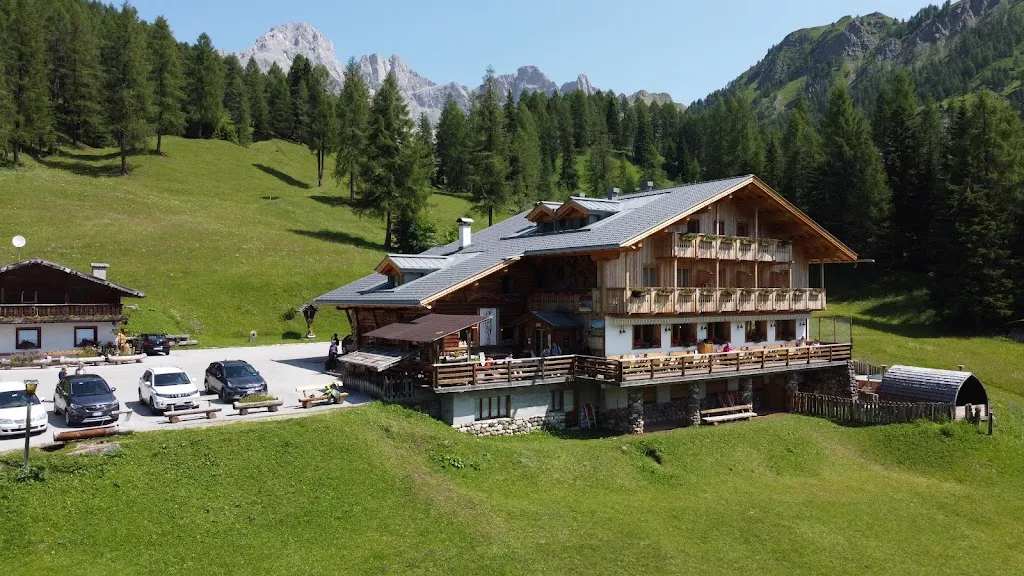 Rifugio Flora Alpina_Falcade Alto_slider_image_1