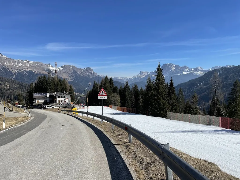 Jiri Kropac_Hotel Pensione Dolomiti_Falcade Alto_review