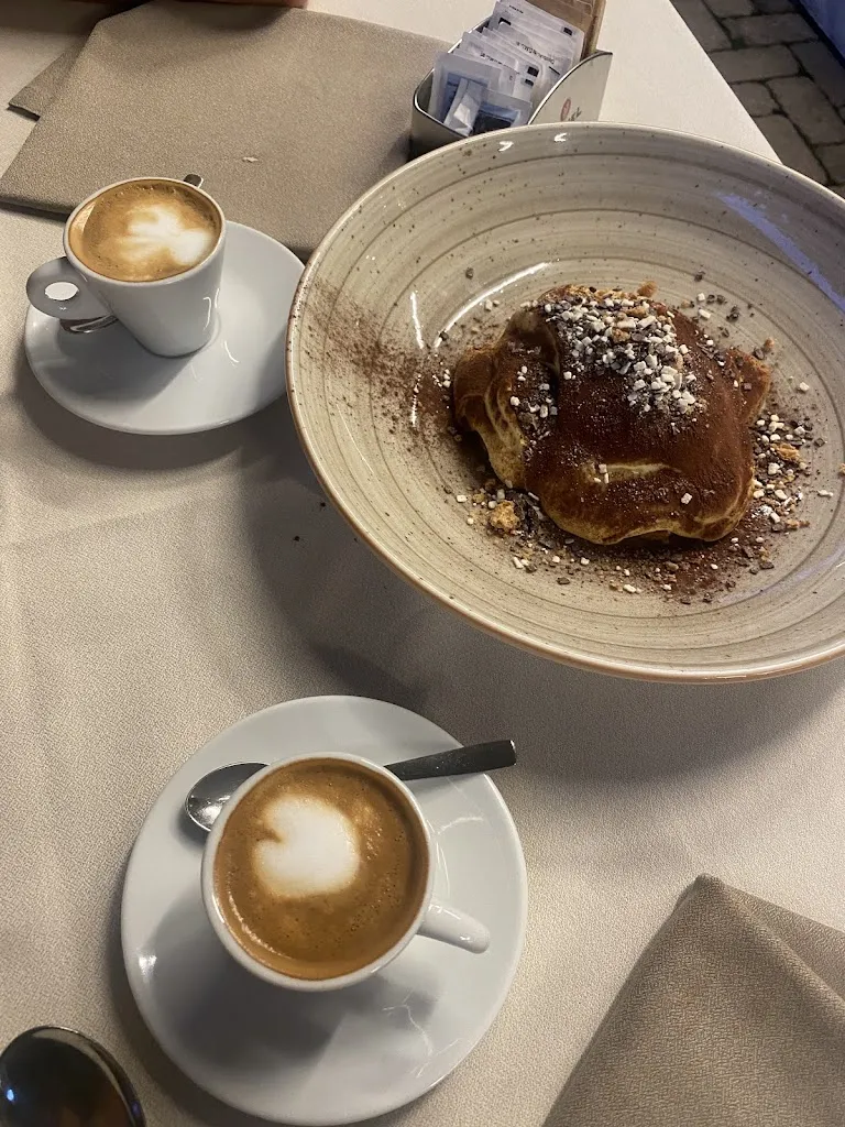 Klára Consolate Moravcová_Brace e Fantasia Fiesso D'Artico_Fiesso d'Artico_review