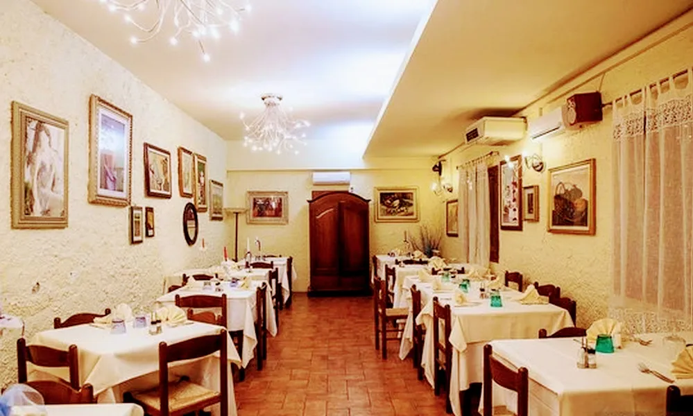 White Hous restaurant in Ficarolo