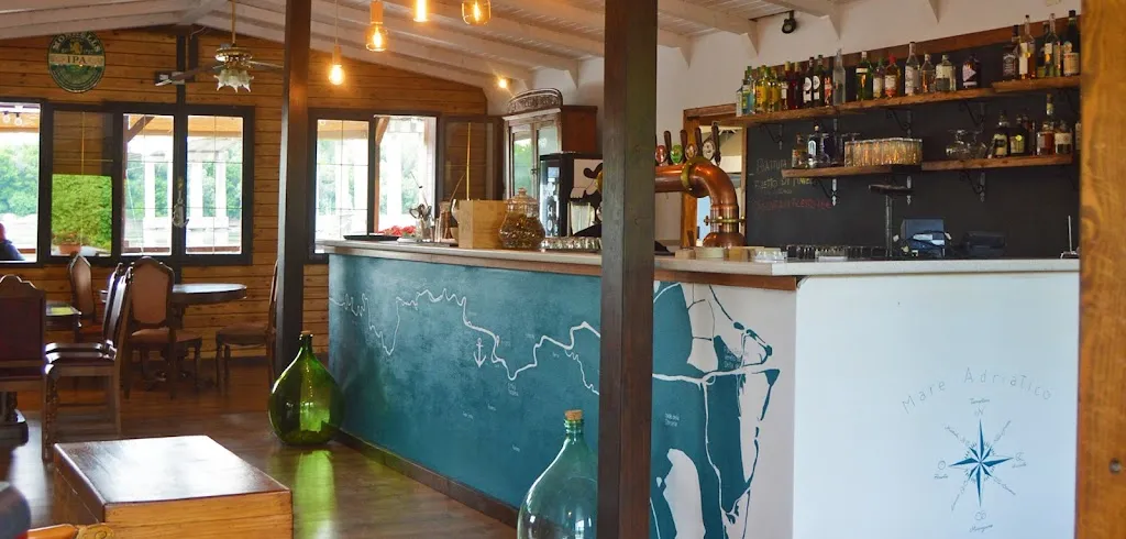 Ancora Nautical Pub restaurant in Ficarolo