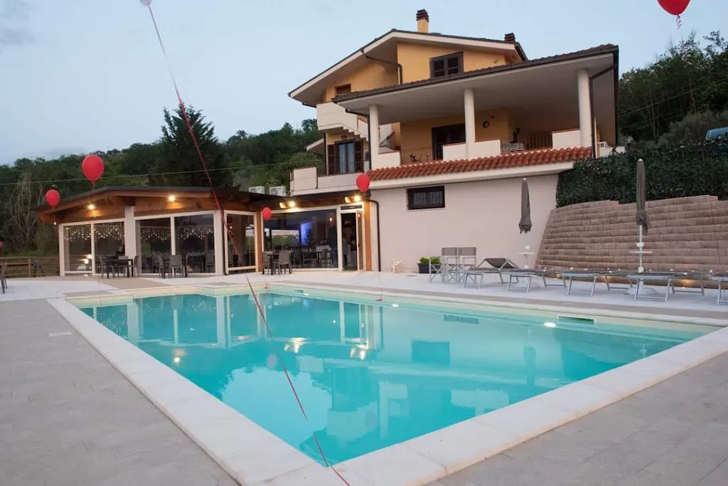 Vanessa Di Stefano_Pizzeria La Collinetta_Cermignano_review