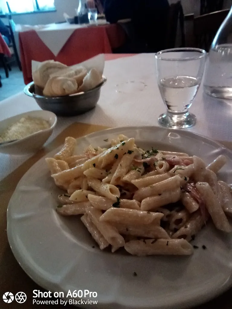 Jonny Rosario_Pizzeria Bar “Amore mio”_Fiesso Umbertiano_review