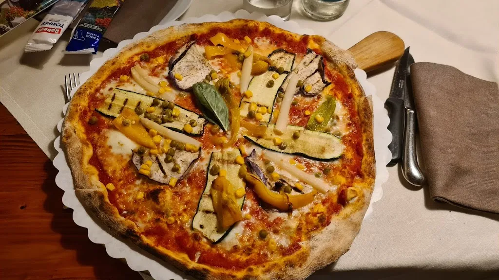 All'Antico Graspo d'Uva_Fornase_slider_image_2