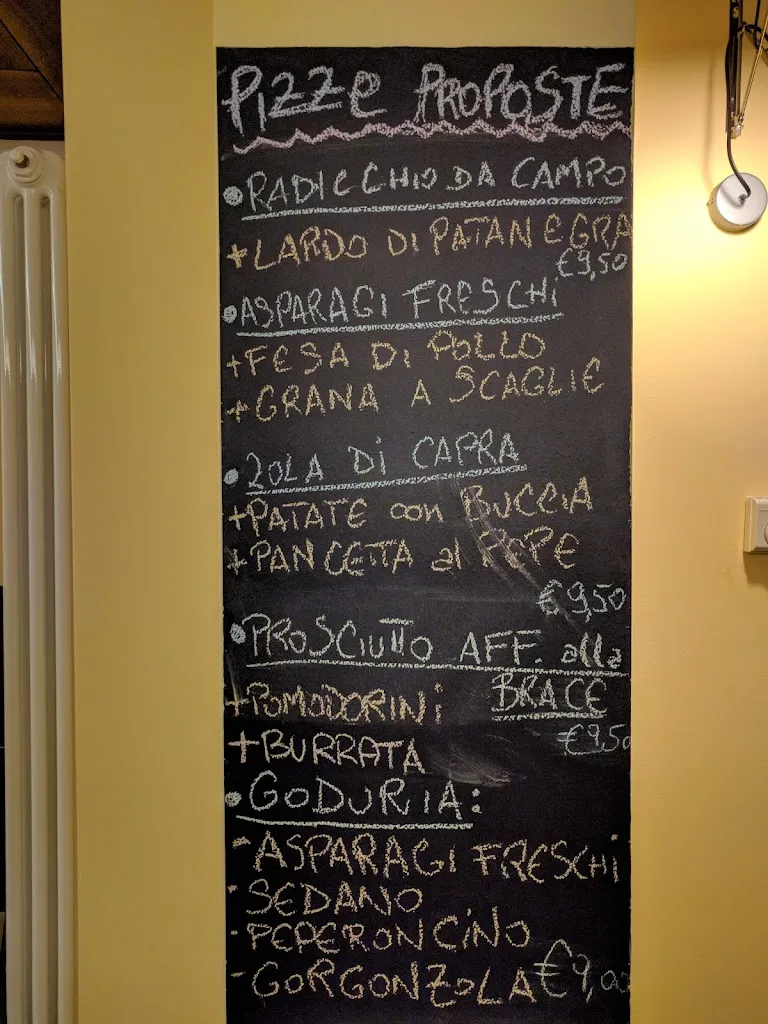Menu_Pizzeria La Noghera_Feltre_image_4