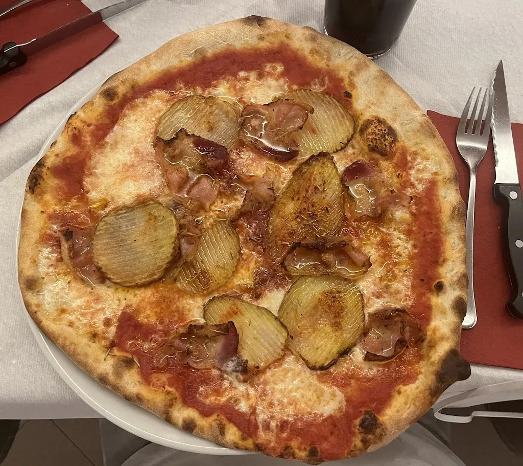 Pizzeria La Noghera_Feltre_slider_image_3