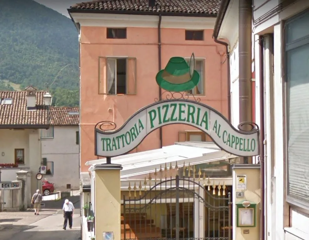 Trattoria Pizzeria Al Cappello restaurant in Feltre