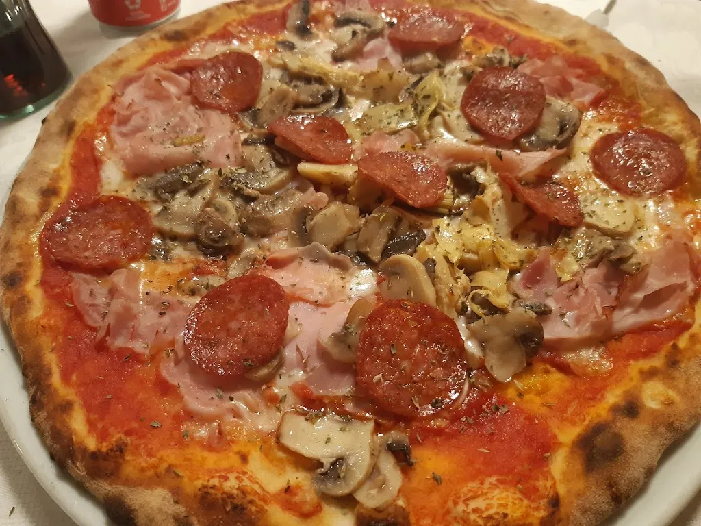 Alla Bella Napoli_Feltre_slider_image_3