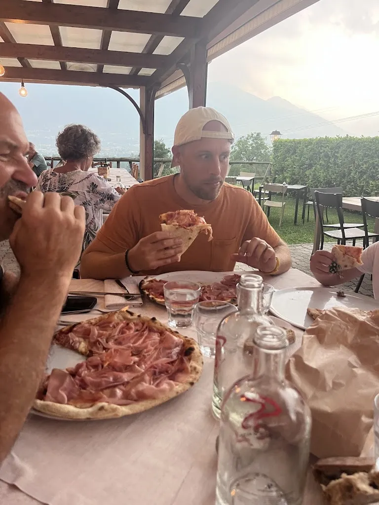 Kellee Metty_Ristorante Pizzeria Case Rosse_Feltre_review