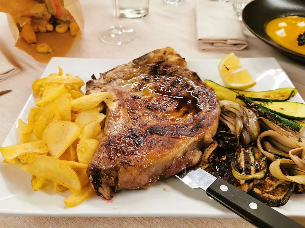 Ristorante Pizzeria Case Rosse_Feltre_slider_image_3