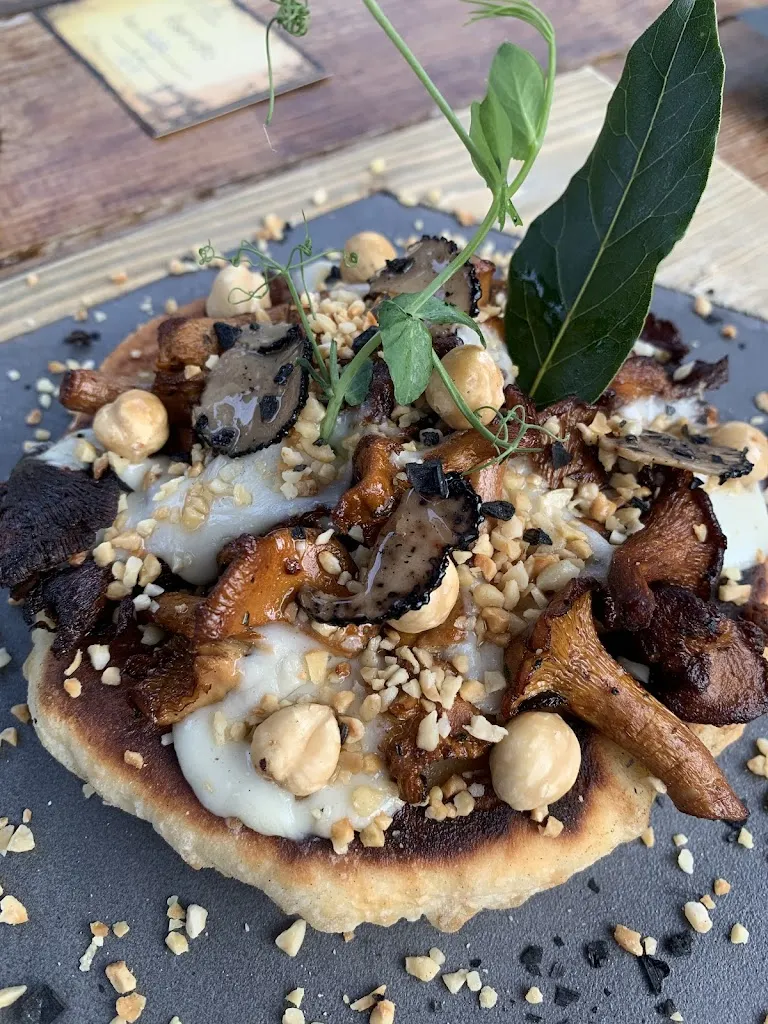 Chen Ya-Fen_Ristorante Pizzeria Locanda al Cacciatore_Feltre_review