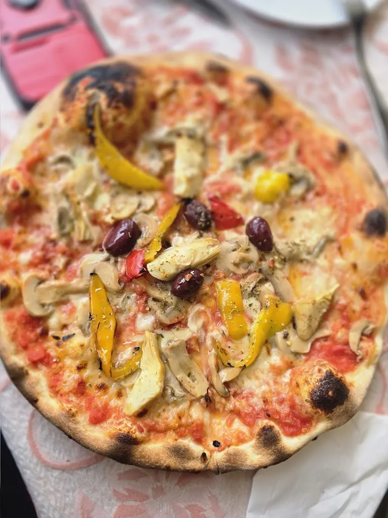 Ristorante Pizzeria Tiziano_Feltre_slider_image_2