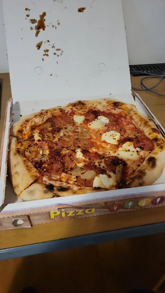 nathan cerulli_Lo Sgarro Pizzeria_Fontanafredda_review