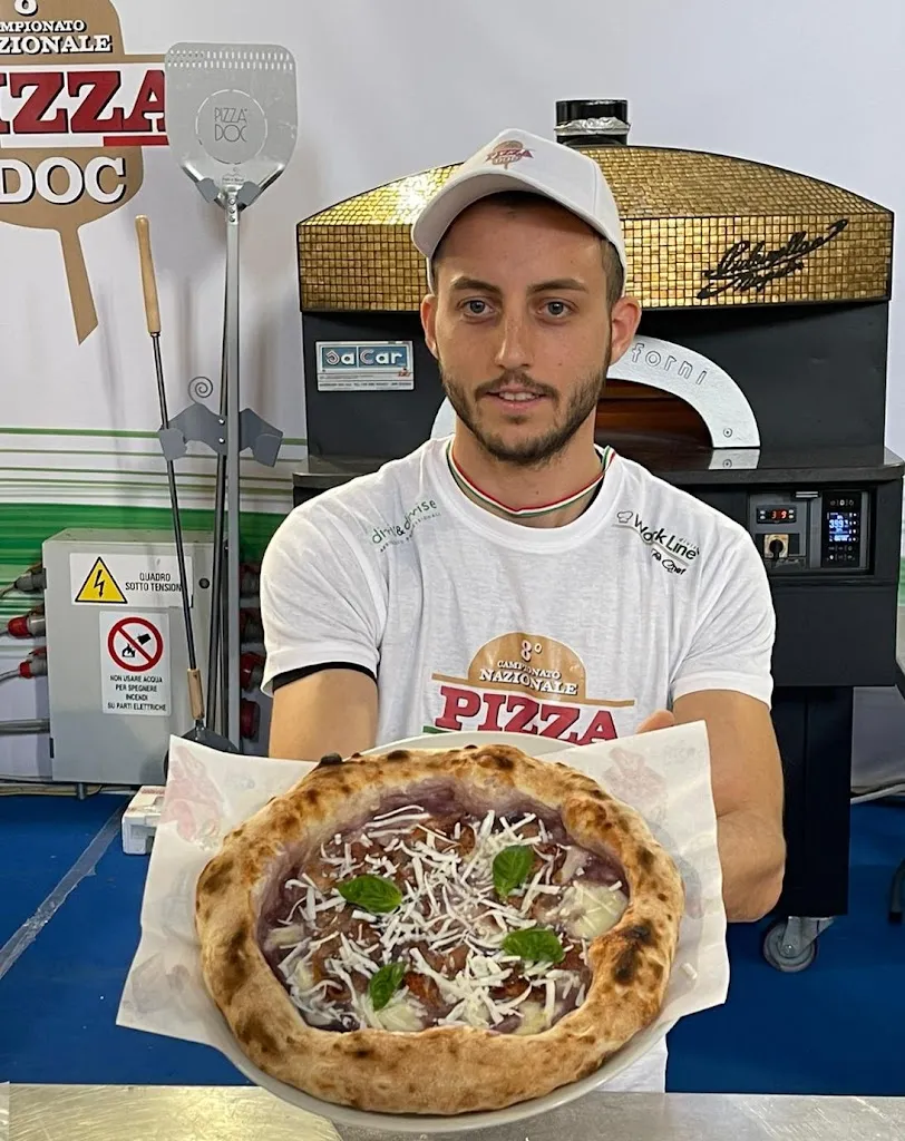 Lo Sgarro Pizzeria_Fontanafredda_slider_image_2