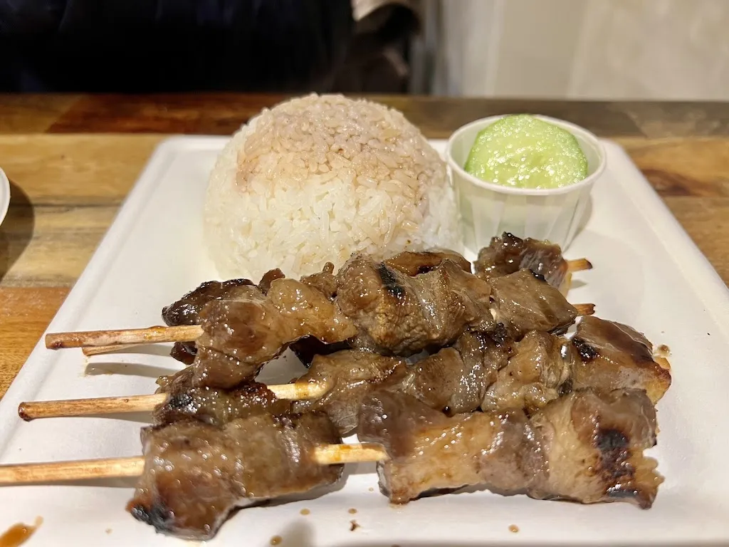 AR Vzntn_LOLO PINOY GRILL Italy_Fontanafredda_recensione