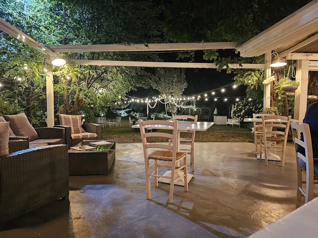 Da Alessandro e Margherita restaurant in Fontanafredda