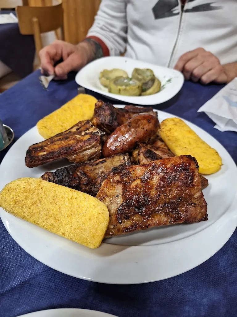 Anne Plaza_Ristorante bar Al Lago Mangilli_Fontanafredda_review