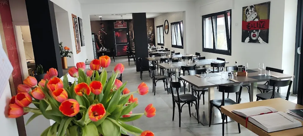 Bistrot Zona Rossa_Fontanafredda_slider_image_1