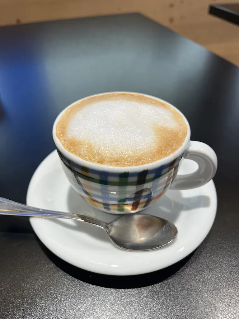 Hemanth Acharya_Bar Gelateria Centrale_Forno di Zoldo_review