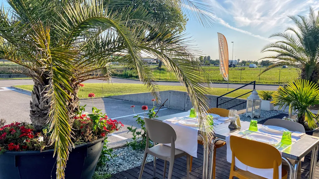 La Curcuma Ristorante Indiano_Fossalta di Portogruaro_slider_image_1