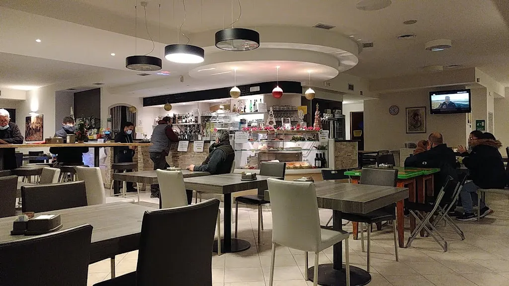 Alessandro Lettieri_Bar Ristorante Corner_Fossalta di Portogruaro_review