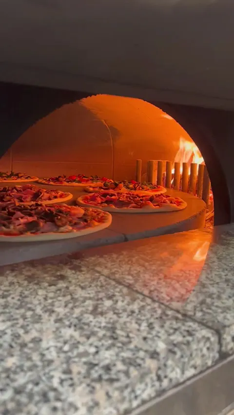 Mohamed Saad_Pizzeria girasole Fossò_Fossò_review