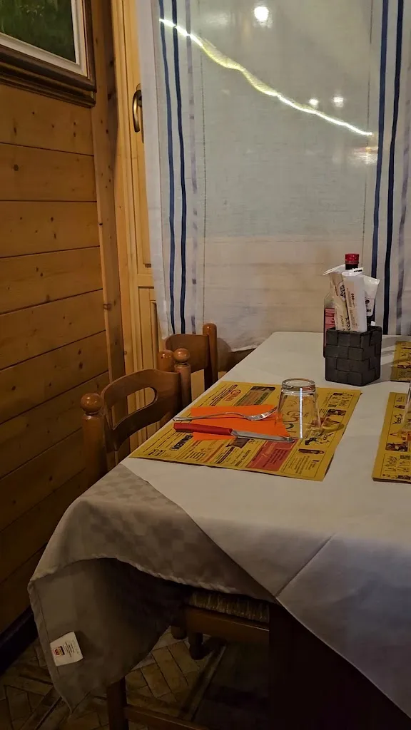 CLAUDIO CASTIGLIA_Pizzeria La Golosa_Frassinelle Polesine_review