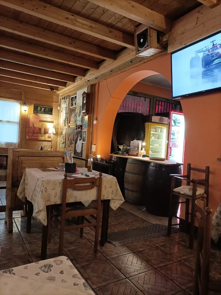 Pizzeria La Golosa restaurant in Frassinelle Polesine