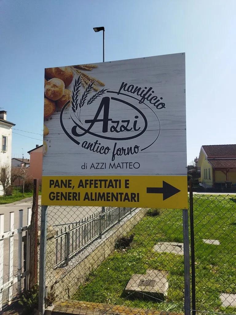 Panificio Antico Forno di Azzi Matteo SAS e C. restaurant in Frassinelle Polesine