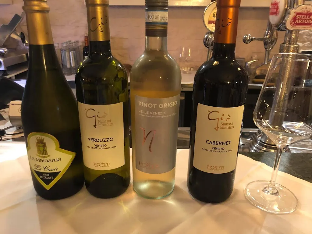 Osteria e Spaghetteria Rovigo - La Clinica dei Sani_Frassinelle Polesine_slider_image_3