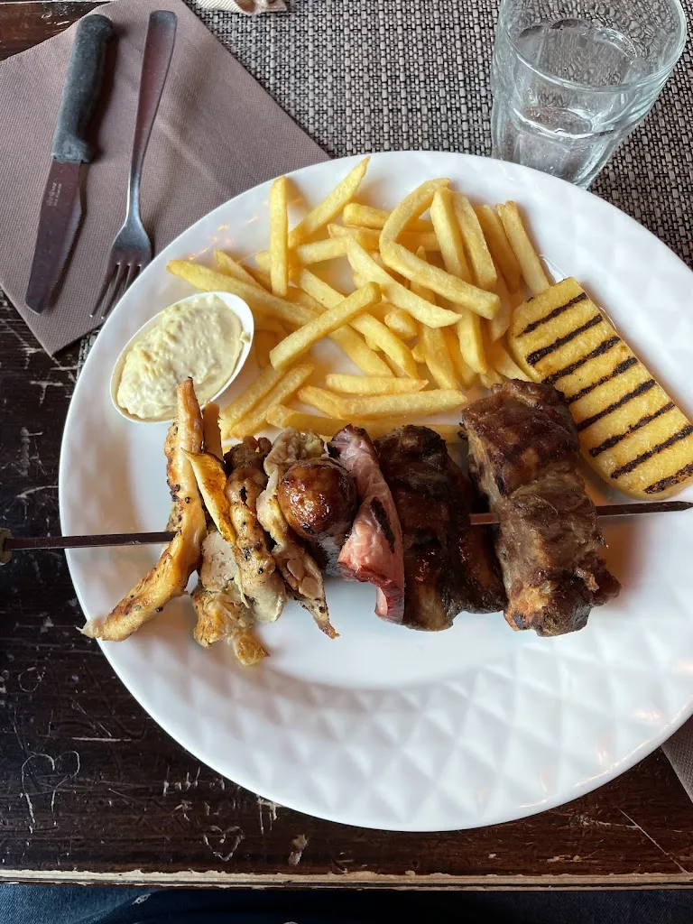 Brasserie Lune Blanche_Frescada_slider_image_3