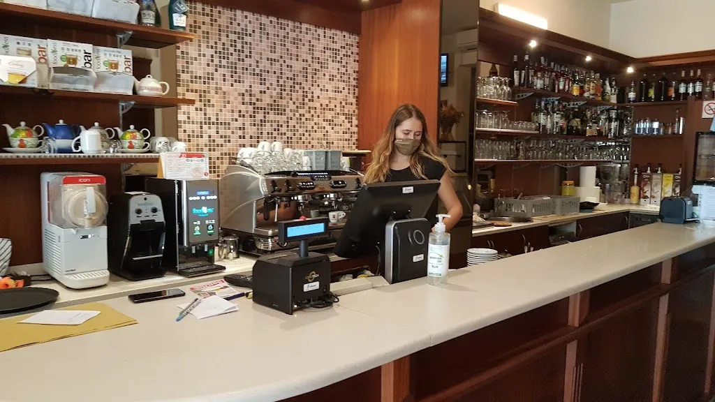 Gernot Berndt_Pizzeria 