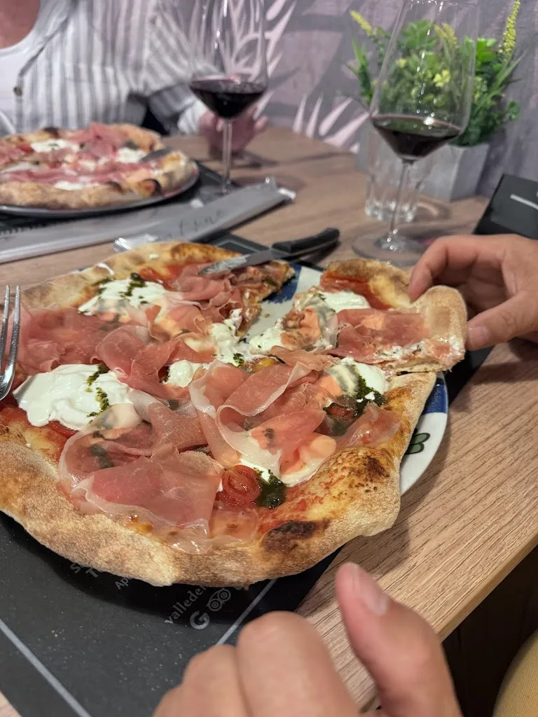 Eva Kongshavn_Pizzeria Valle dei Mulini_Fumane_review
