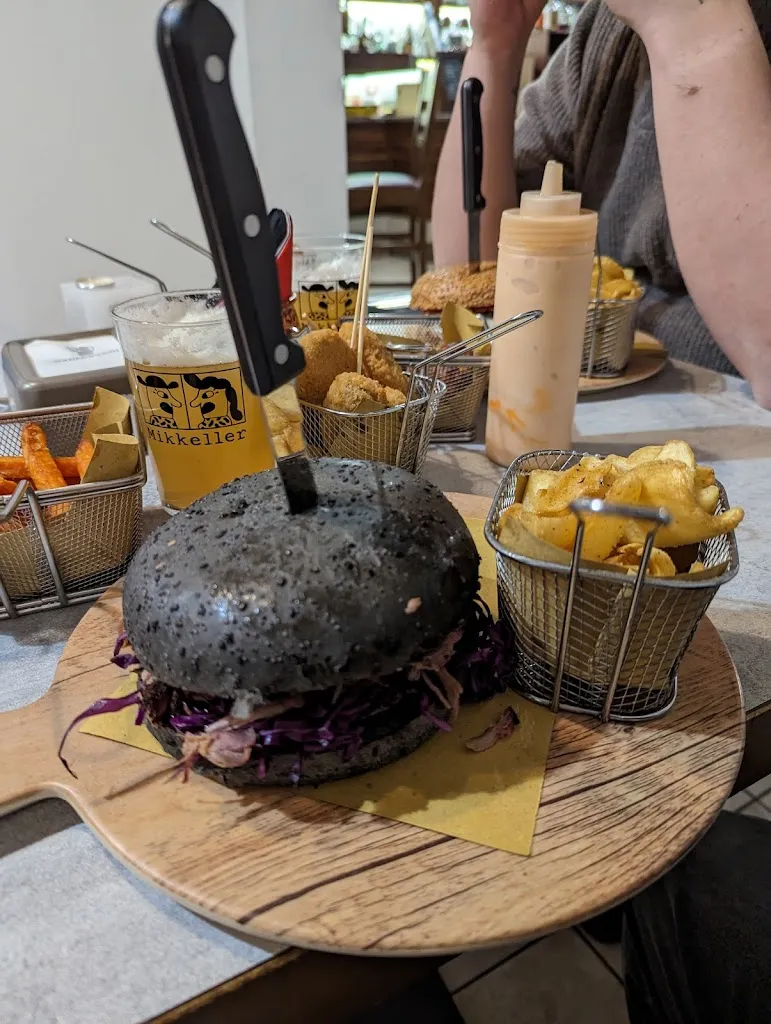 Luca Bellese_Bar Delfi_Fossalta di Piave_review