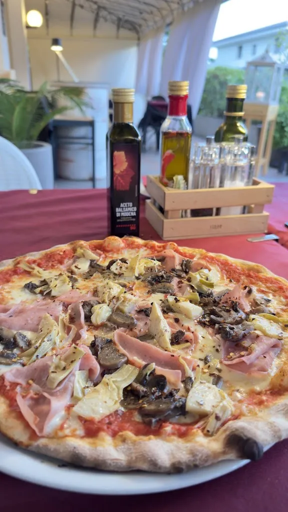 roland van dooren_Ristorantino Pizzeria Mika Male_Fossalta di Piave_review