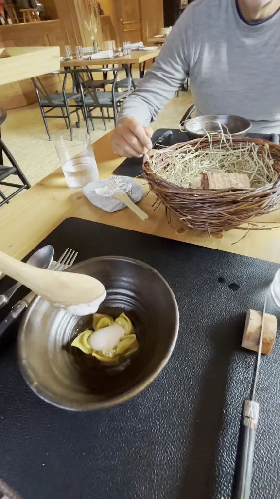 Aruna Mani_Lemelae_Gallio_review