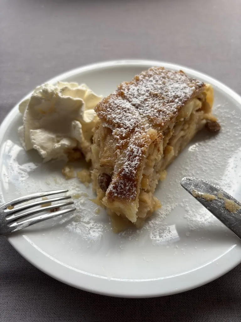 Ronny Ginestra_Stube Gourmet_Gallio_review