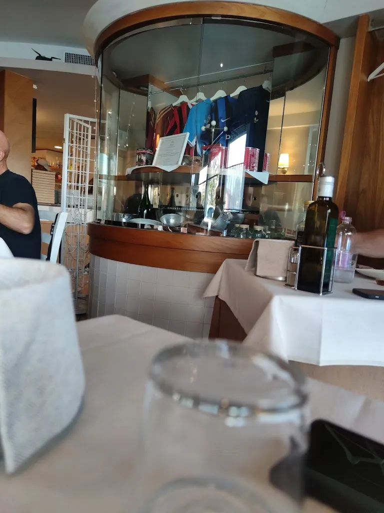 Simone Giambellini_AI PORTICI_Gorgo al Monticano_recensione