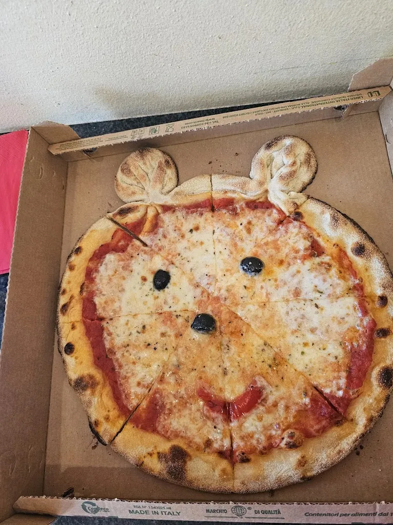 Ingrid Octavia Galai_Pizzeria da asporto ENJOY_Gorgo al Monticano_review