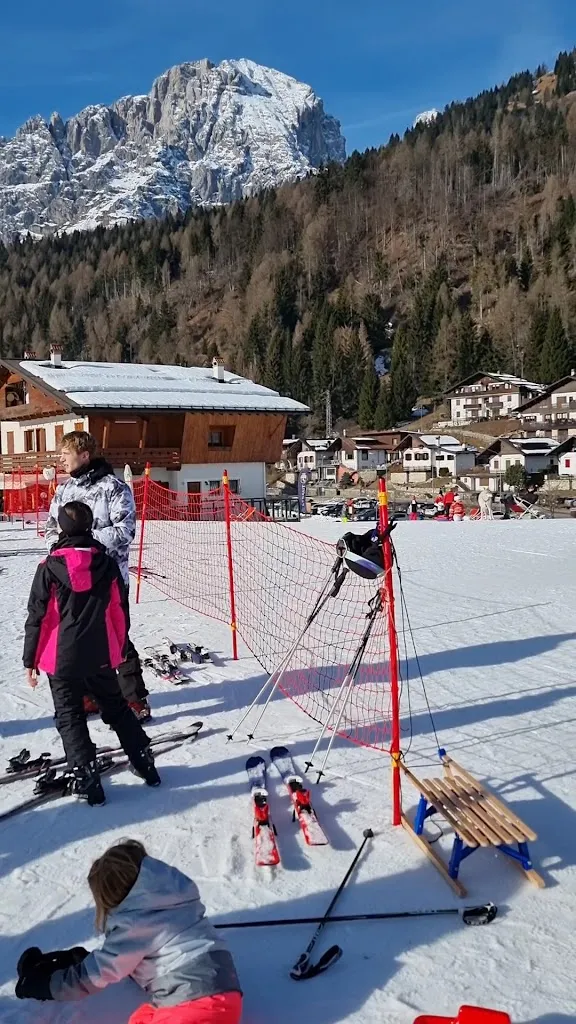 AURINE SKI DOLOMITI GHEGY RISTOBAR_Gosaldo_slider_image_2