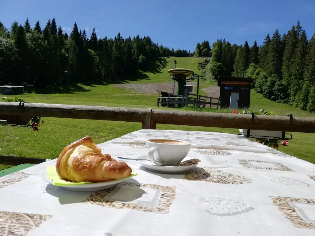 AURINE SKI DOLOMITI GHEGY RISTOBAR_Gosaldo_slider_image_3