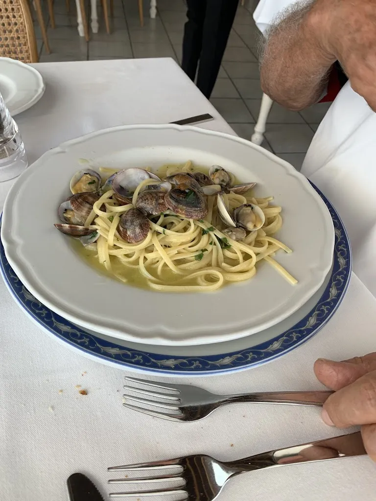 Alexis M Wellington_Ristorante Al Gambero_Porto Cesareo_review