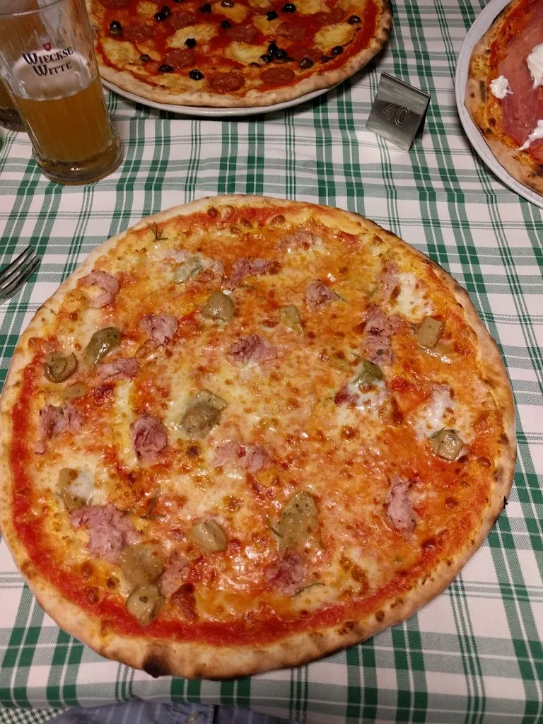 Menu_Pizzeria CHARLOT s.a.s. di Zappalorto Ezio & C_Giavera del Montello_immagine_9