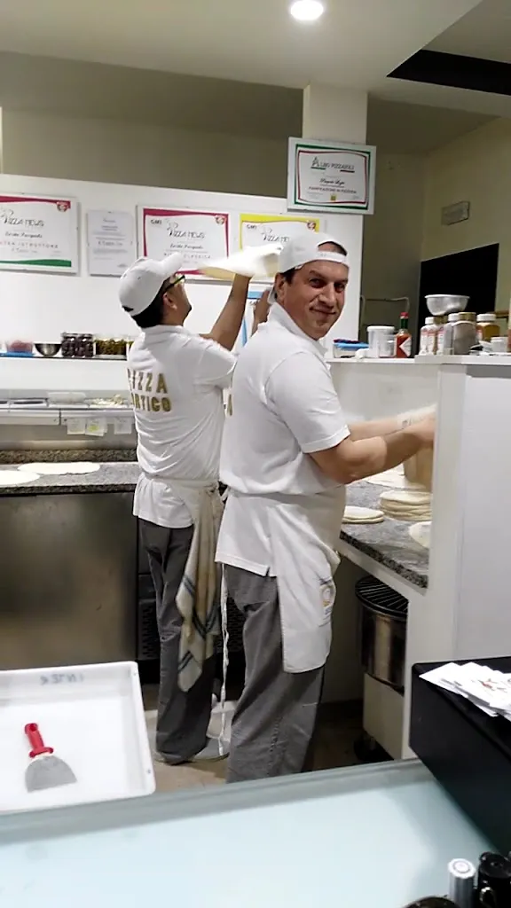 Pizzeria Al Portico_Giavera del Montello_slider_image_2