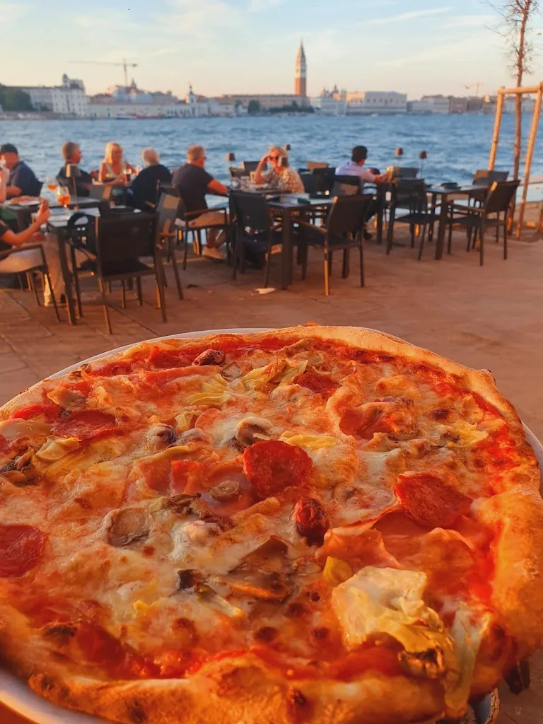 Dolcemente Salato Venezia_Giudecca_slider_image_3