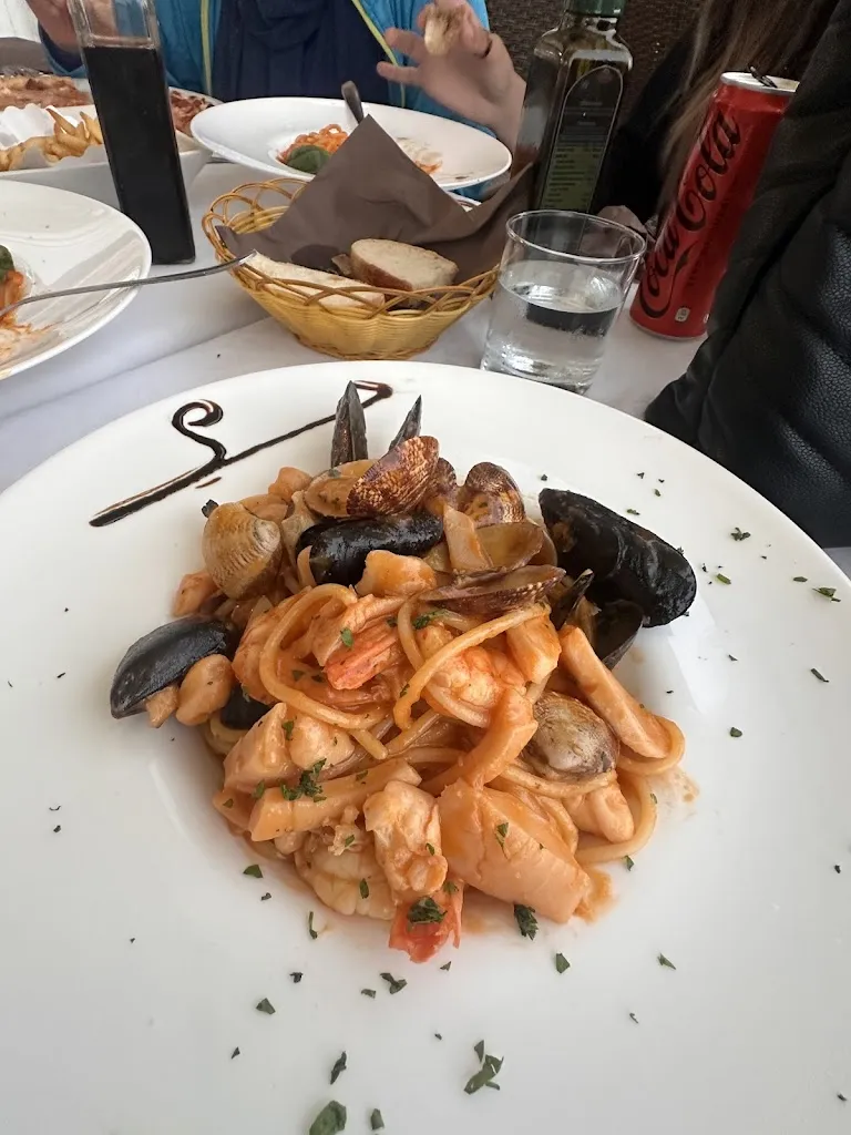 Sameeha Ahmed_Trattoria Pizzería Do Mori_Giudecca_review