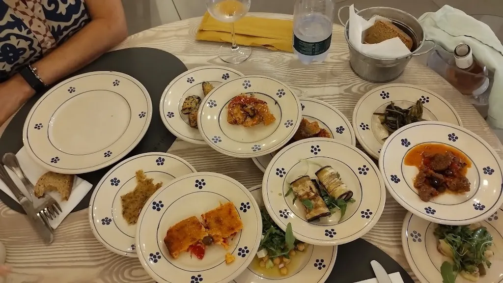 Eugenio Filippi_Kaila Bistró_Porto Cesareo_review