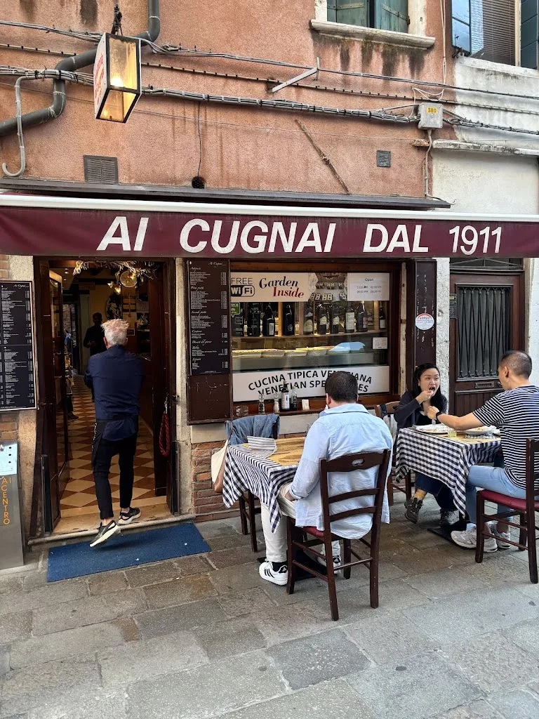 Minh Nguyen_Trattoria ai Cugnai dal 1911_Giudecca_recensione