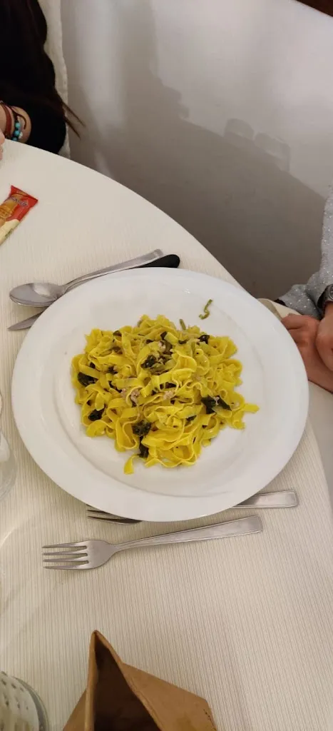 Nicola Prenna_La Vecchia Edera_Grumolo Pedemonte_review